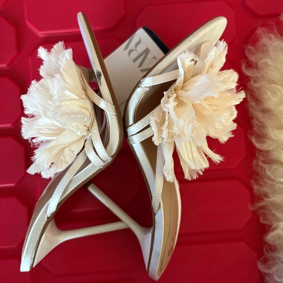 Zara flower heel sandals - Picture 9 of 11